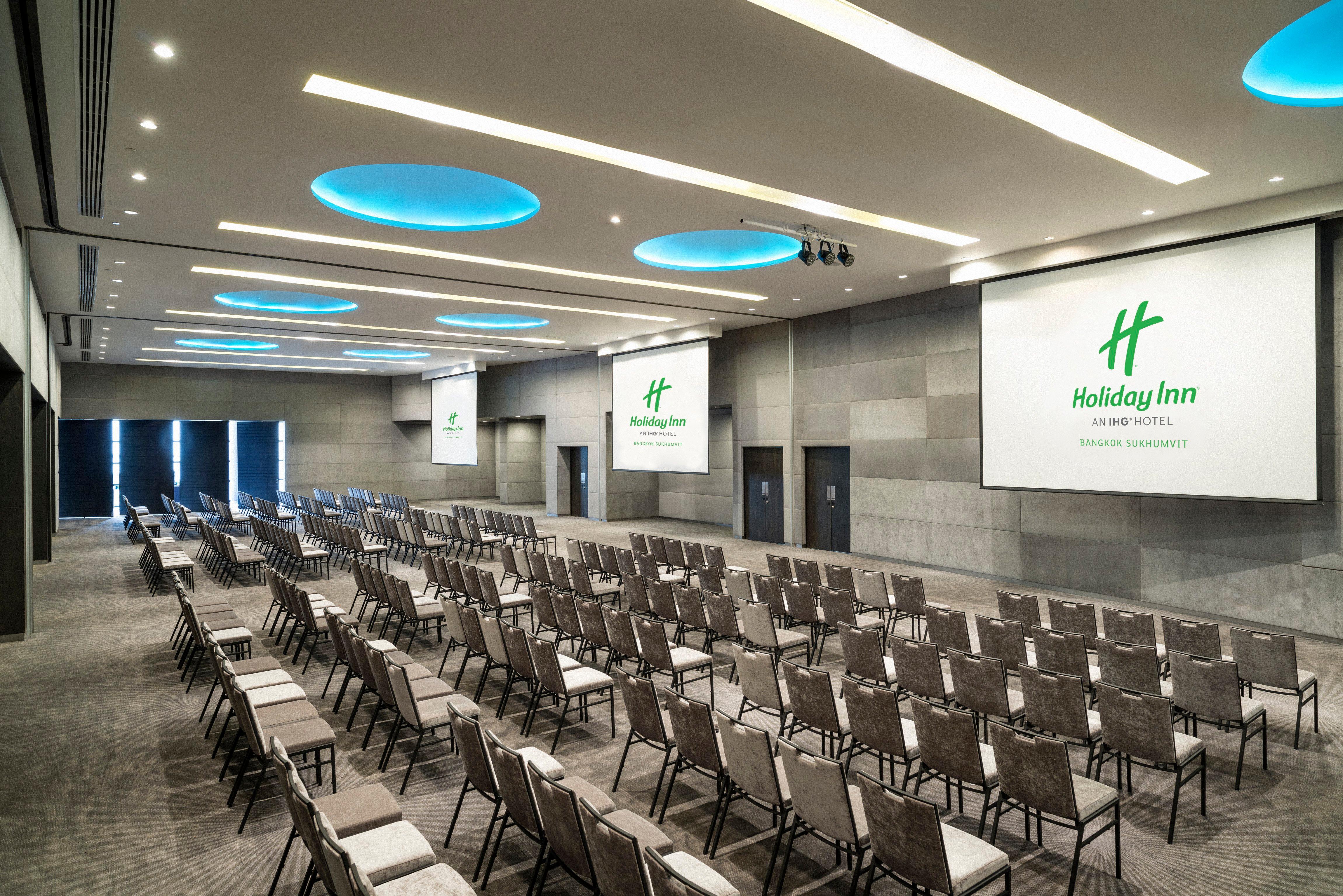 Holiday Inn Bangkok Sukhumvit By Ihg Exterior foto
